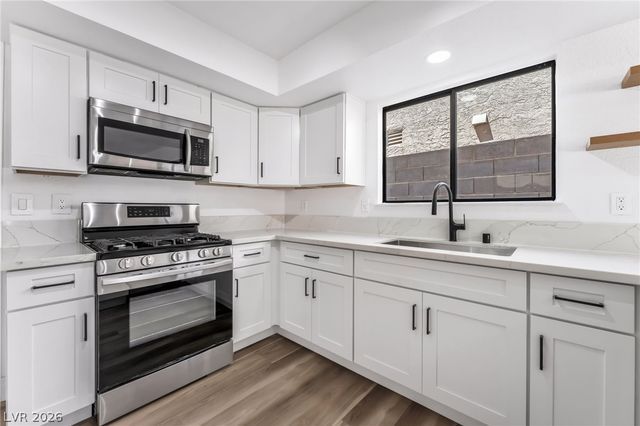 3220 Ventana Hills Drive, Las Vegas, NV 89117