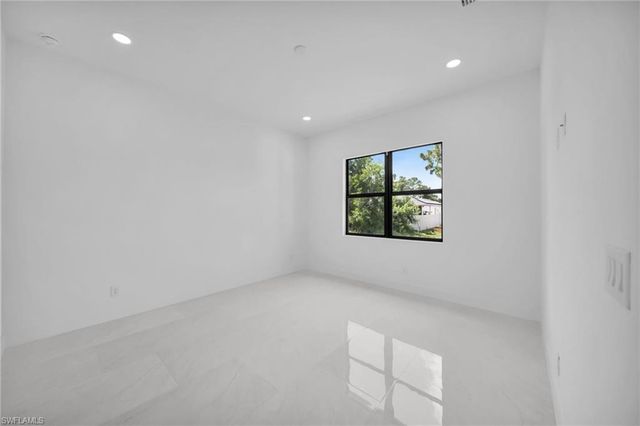 3614 17th ST W, Lehigh Acres, FL 33971