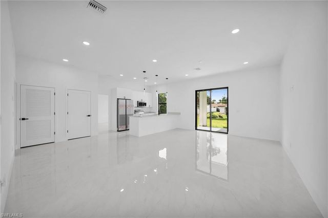 3614 17th ST W, Lehigh Acres, FL 33971