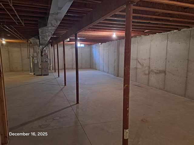 2286 SPRING MEADOW DRIVE, Neenah, WI 54956