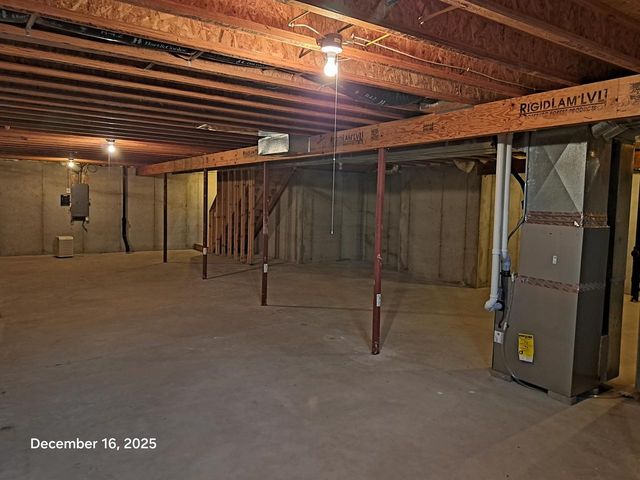 2286 SPRING MEADOW DRIVE, Neenah, WI 54956