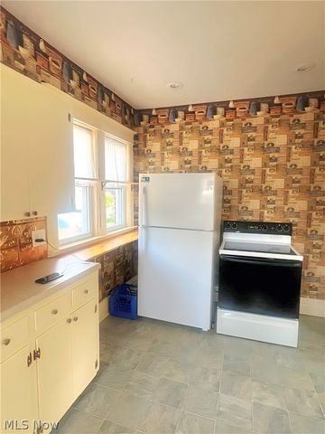 328 Oakwood Avenue, Marietta, OH 45750