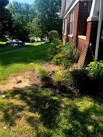 328 Oakwood Avenue, Marietta, OH 45750