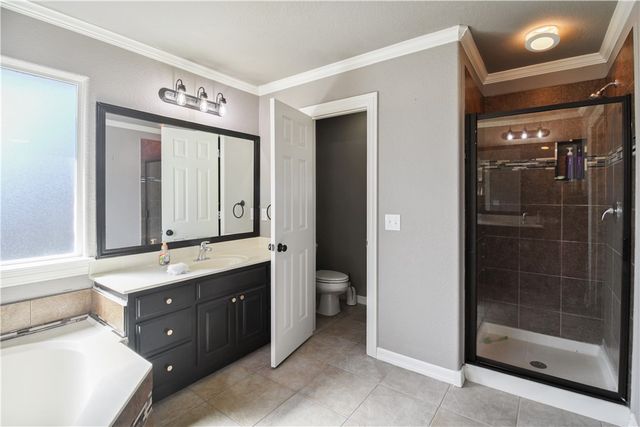 4 NE Dawn Hills Drive, Bentonville, AR 72712