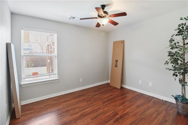 4 NE Dawn Hills Drive, Bentonville, AR 72712