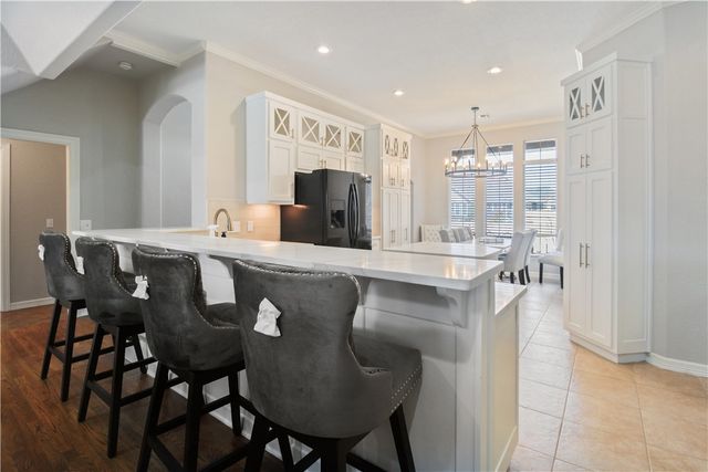 4 NE Dawn Hills Drive, Bentonville, AR 72712