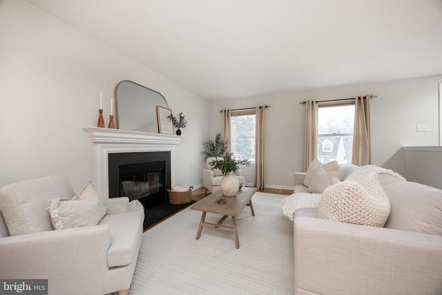 525 PICKERING STATION DR, Chester Springs, PA 19425