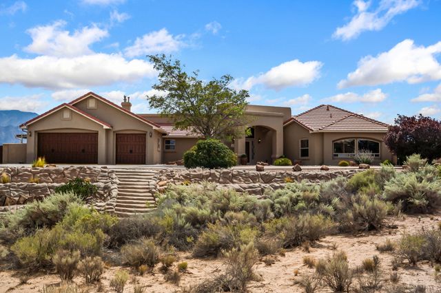 6721 Pasilla Road NE, Rio Rancho, NM 87144