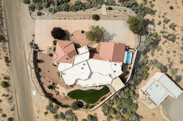 6721 Pasilla Road NE, Rio Rancho, NM 87144