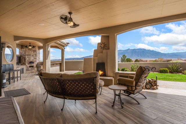 6721 Pasilla Road NE, Rio Rancho, NM 87144