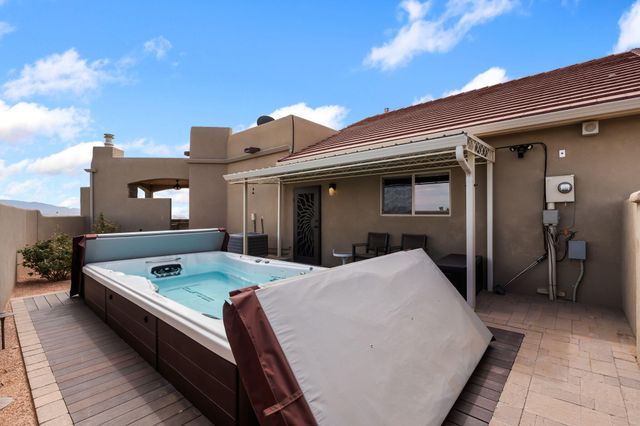 6721 Pasilla Road NE, Rio Rancho, NM 87144