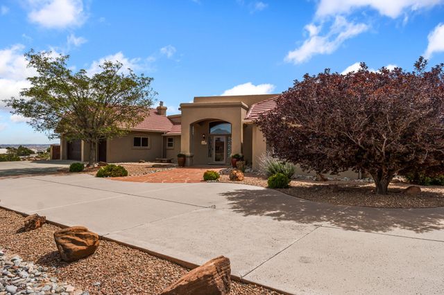 6721 Pasilla Road NE, Rio Rancho, NM 87144
