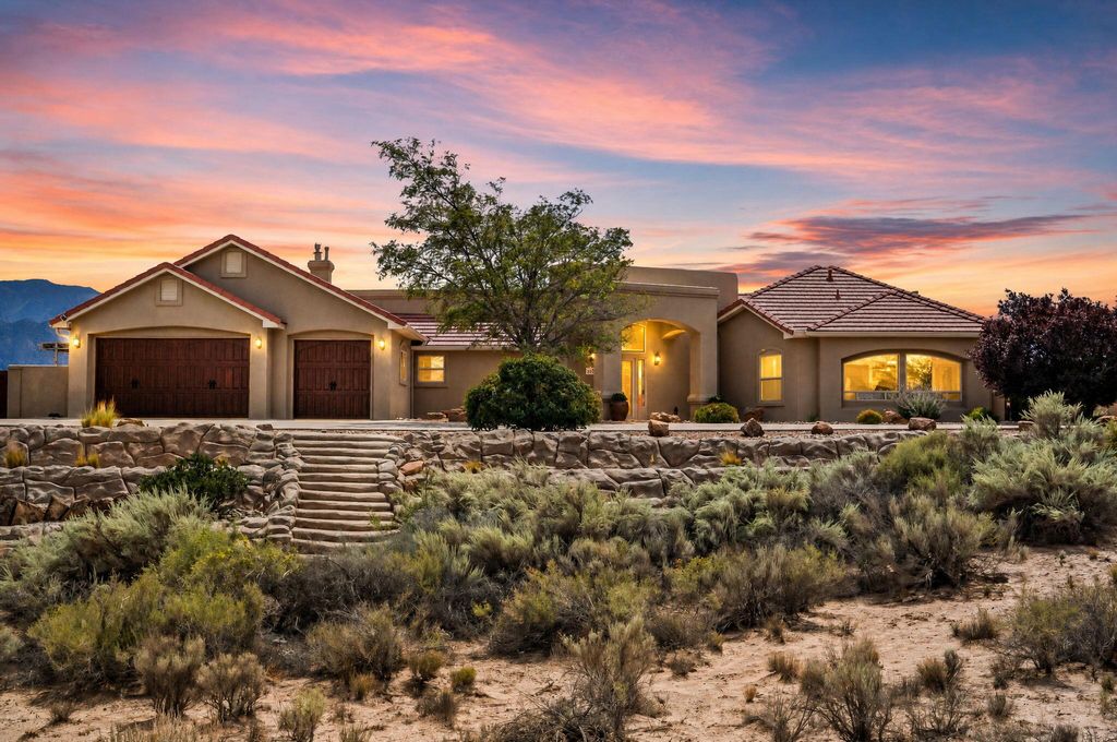 6721 Pasilla Road NE, Rio Rancho, NM 87144