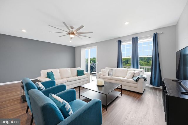 19328 BROOKWATER TER, Leesburg, VA 20175