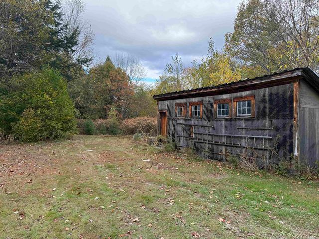 208 New Hebron Road, Plymouth, NH 03264