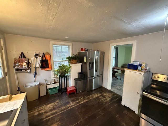 208 New Hebron Road, Plymouth, NH 03264