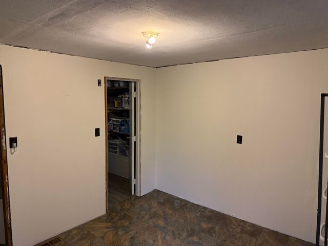 208 New Hebron Road, Plymouth, NH 03264