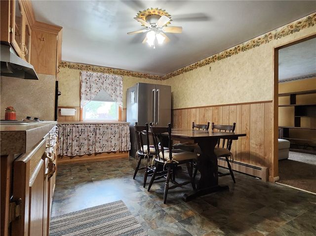 7 Dell Street, Coventry, RI 02816