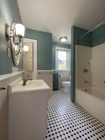 809 Edgewood Avenue 2, New Haven, CT 06515