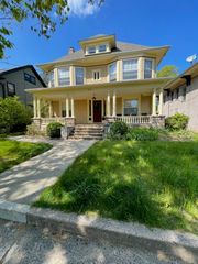 809 Edgewood Avenue 2, New Haven, CT 06515