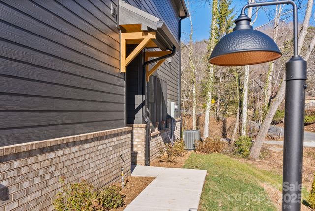 103 Collin Place 1, Asheville, NC 28804