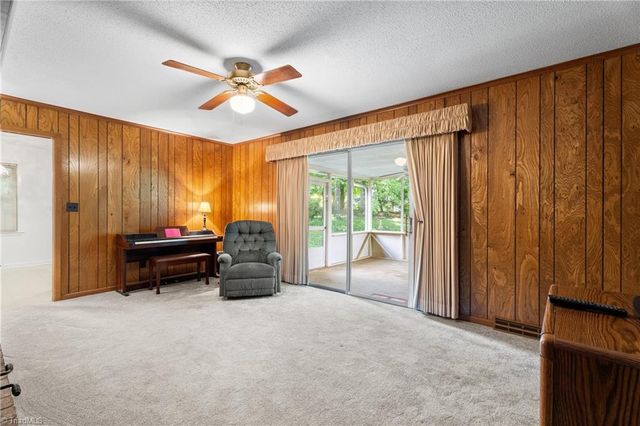 4480 Langhorne Drive, Winston-salem, NC 27106