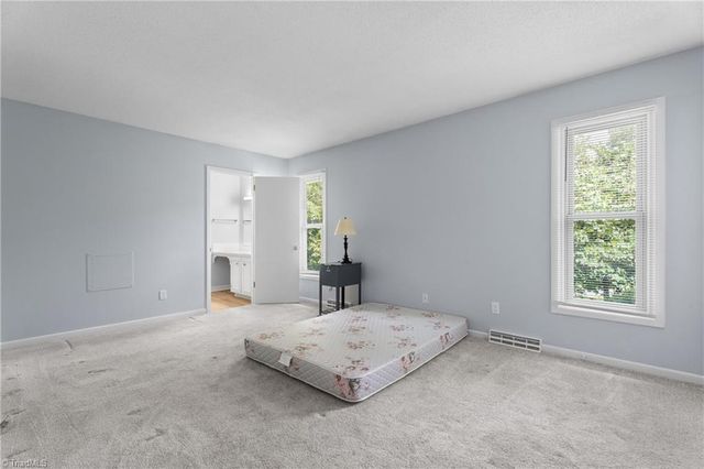 4480 Langhorne Drive, Winston-salem, NC 27106