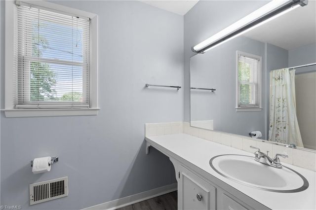 4480 Langhorne Drive, Winston-salem, NC 27106