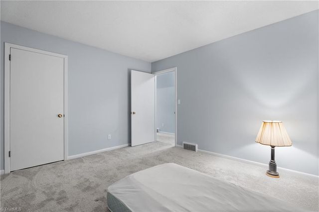 4480 Langhorne Drive, Winston-salem, NC 27106