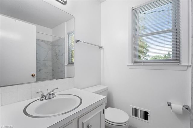 4480 Langhorne Drive, Winston-salem, NC 27106