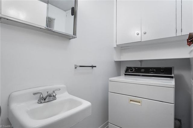 4480 Langhorne Drive, Winston-salem, NC 27106