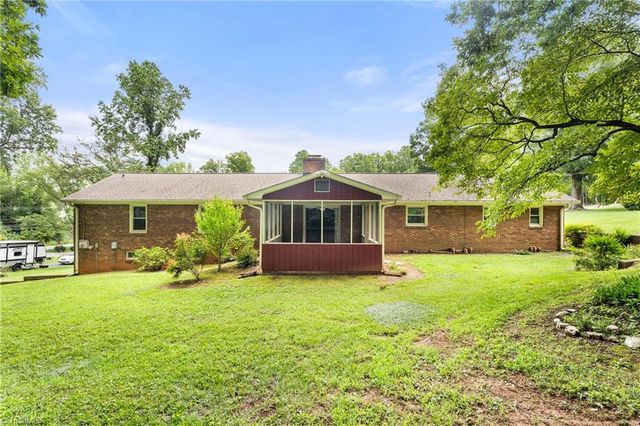 4480 Langhorne Drive, Winston-salem, NC 27106
