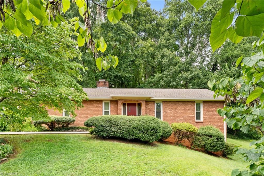 4480 Langhorne Drive, Winston-salem, NC 27106