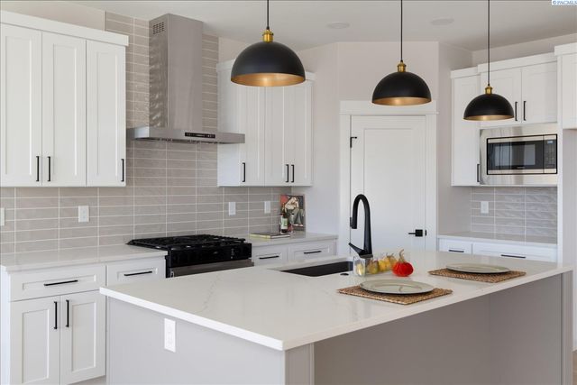 7151 W 35th, Kennewick, WA 99338