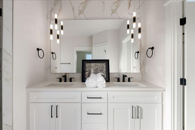 7151 W 35th, Kennewick, WA 99338