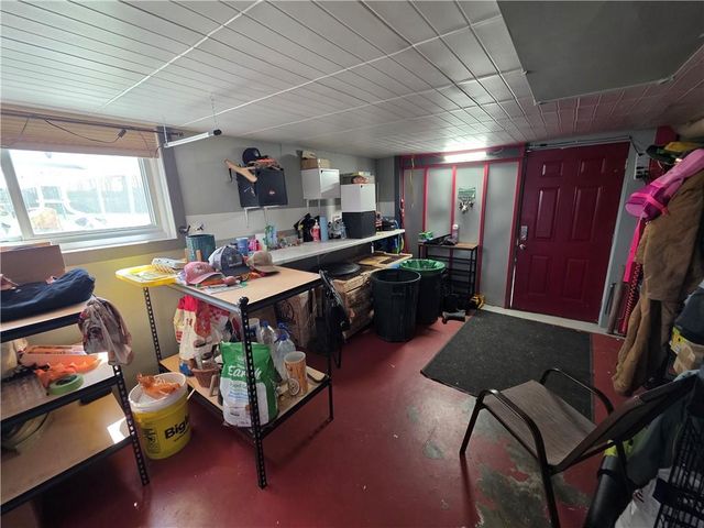 27722 S State Route 7 Highway, Harrisonville, MO 64701