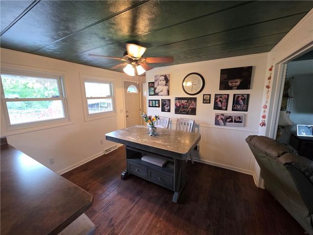 27722 S State Route 7 Highway, Harrisonville, MO 64701