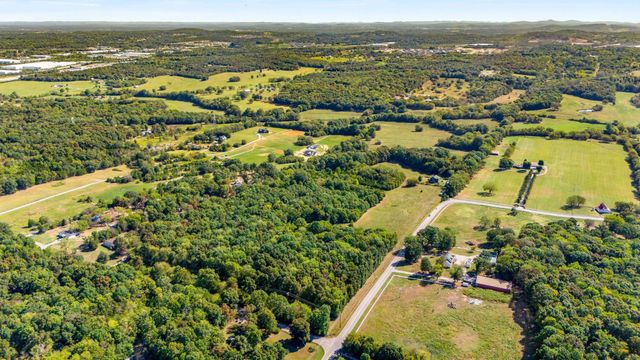 580 Midgett Rd, Mount Juliet, TN 37122