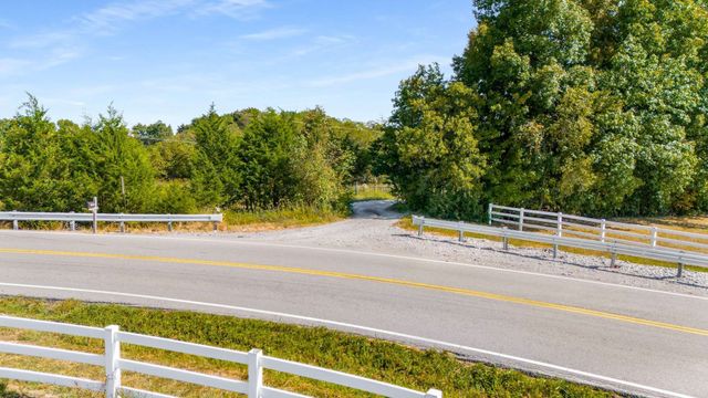 580 Midgett Rd, Mount Juliet, TN 37122