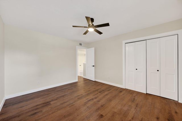 1402 Southport DR, Austin, TX 78704