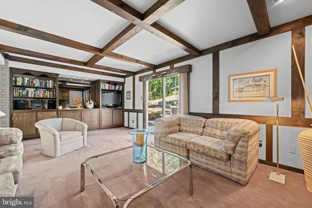474 DOE RUN LN, Springfield, PA 19064
