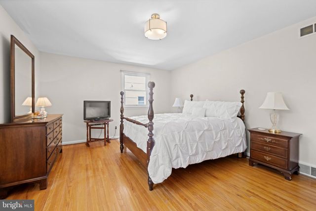 474 DOE RUN LN, Springfield, PA 19064