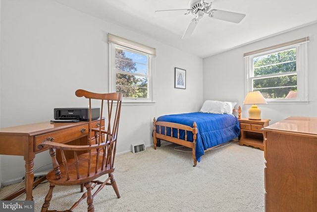 474 DOE RUN LN, Springfield, PA 19064