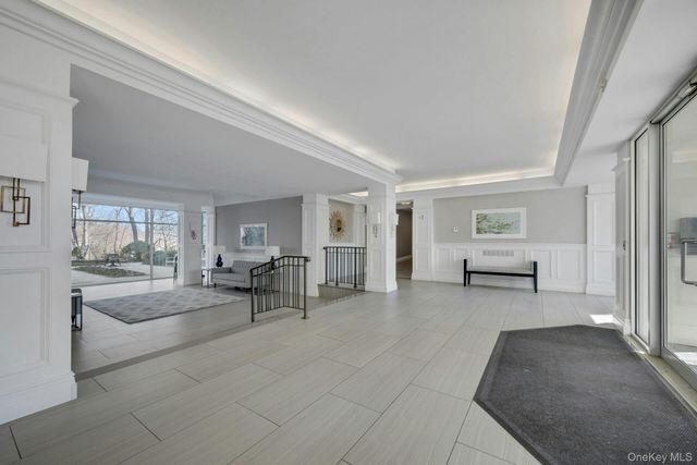 1 Stoneleigh Plaza 1T, Bronxville, NY 10708