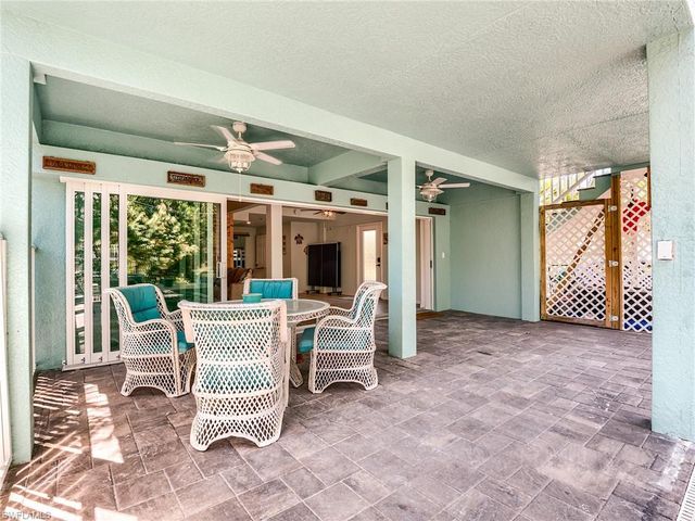 6020 Cypress LN, Bonita Springs, FL 34134