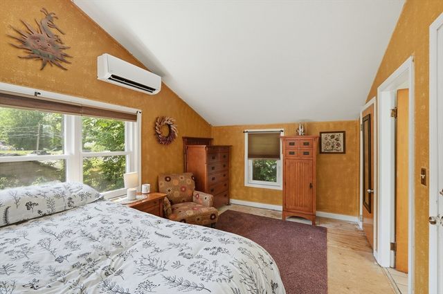 16 Kosta Avenue, Rutland, MA 01543