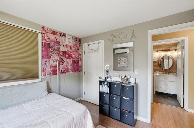 16 Kosta Avenue, Rutland, MA 01543