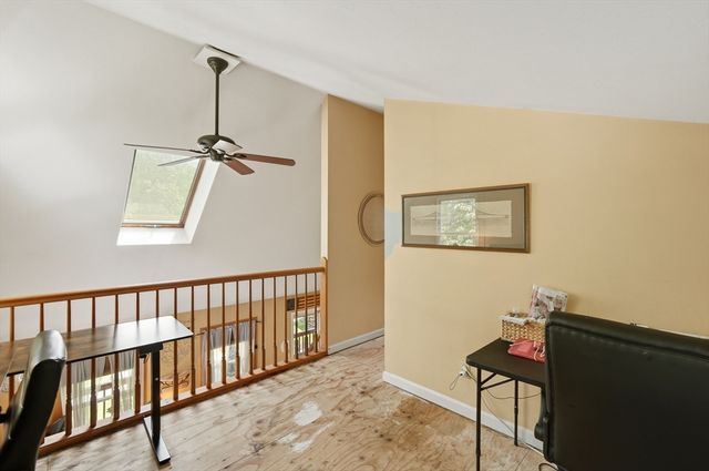16 Kosta Avenue, Rutland, MA 01543