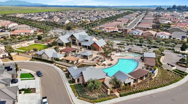 1609 Atlantica Drive South, Madera, CA 93636
