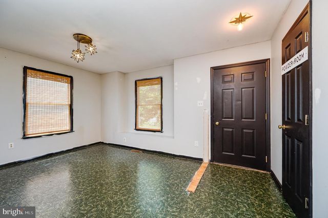 272 N WHITEOAK ST, Kutztown, PA 19530